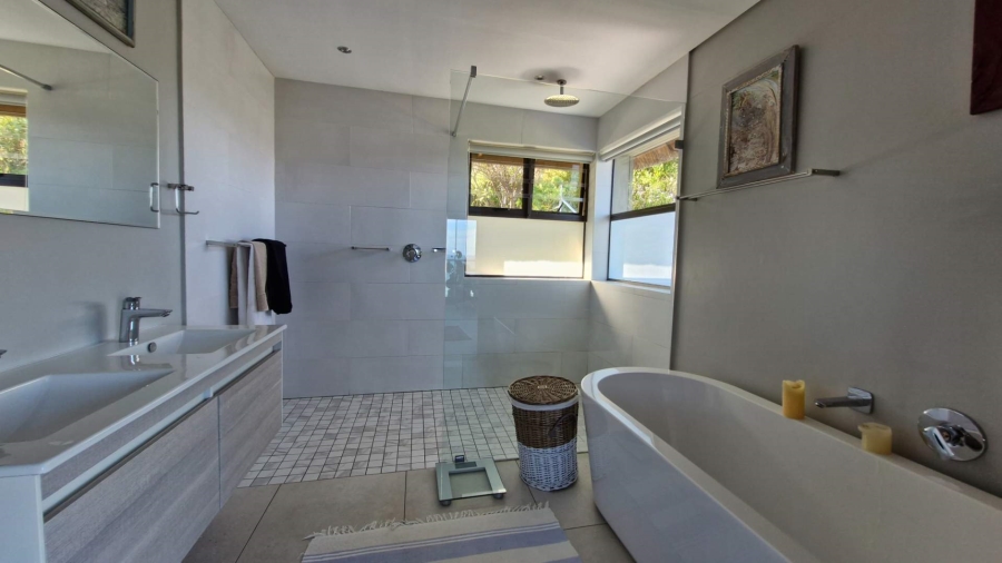 To Let 3 Bedroom Property for Rent in Chapman